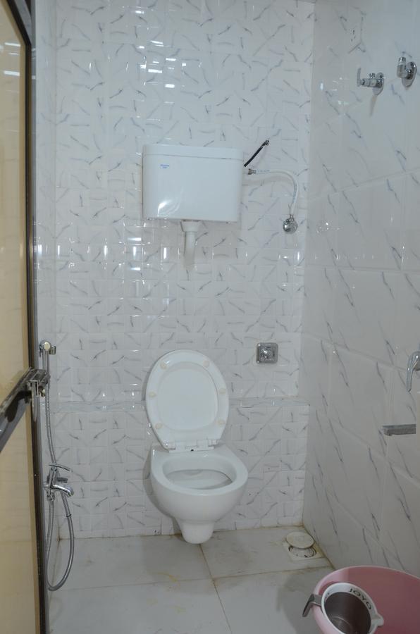 The United Hotel Mumbai  Buitenkant foto